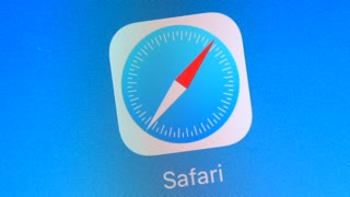 I redesigned the new iOS 7 Safari icon. What do you think? : apple