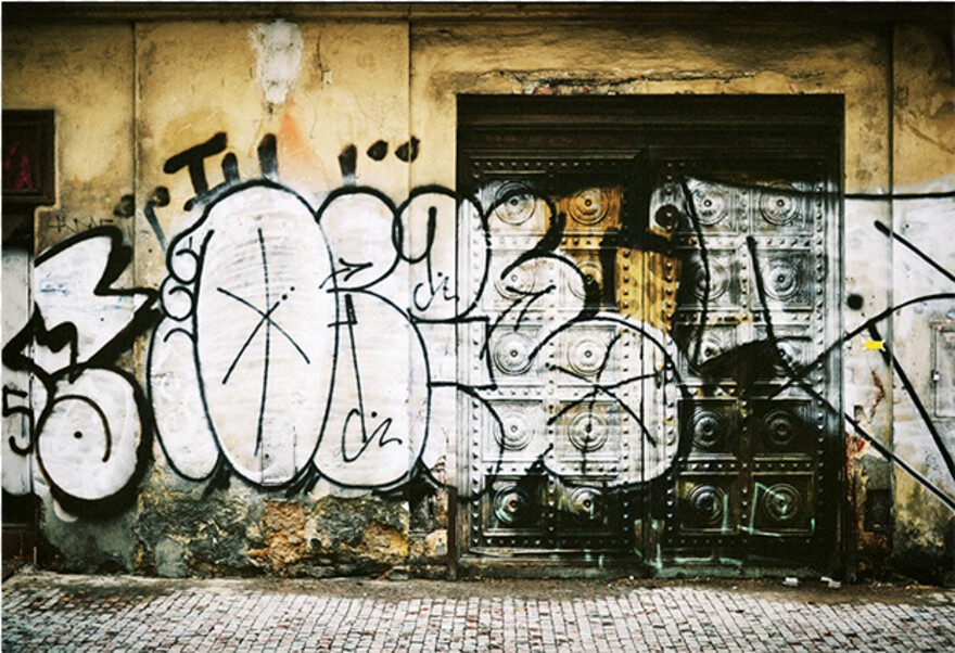graffiti # 384848